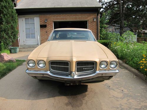 1971 pontiac le mans sport hardtop coupe