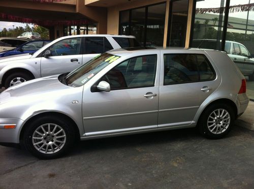 2004 volkswagen golf gls hatchback 4-door 2.0l