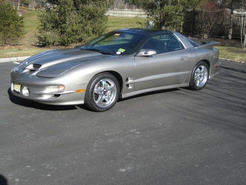 2002 pontiac firebird trans am coupe 2-door 5.7l  ws6  ls1  ram air  15k miles