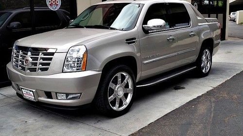 2008 cadillac escalade ext loaded!! low miles