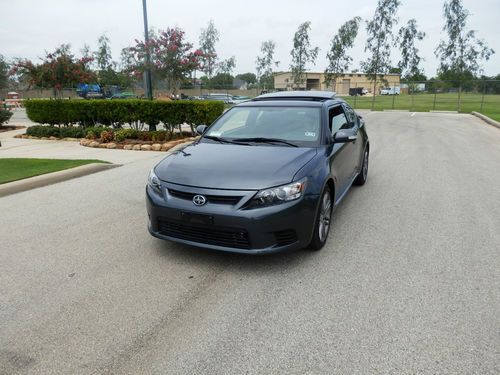 2013 scion tc. only 900 miles. gps navigation. sunroof. bt. rims. free shipping