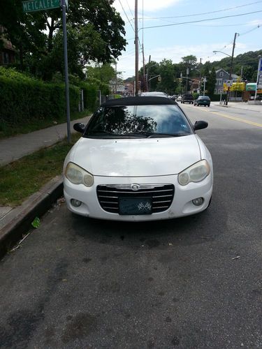 2005 chrysler sebring touring convertible 2-door 2.7l