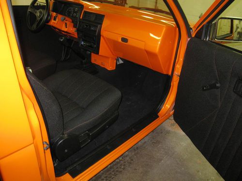 1993 Nissan Hardbody D20 Bagged Custom Paint Interior Show Truck Lays Frame, image 5