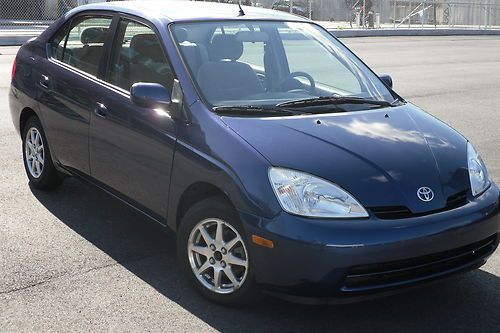 2002 toyota prius hybrid - low 42k miles