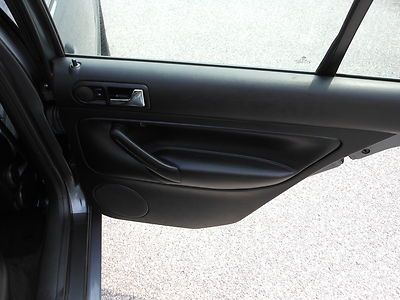 VR6,LEATHER, 6 SPEED MANUAL, BRAND NEW TIRES!!!! NO RESERVE!!!!!, image 20