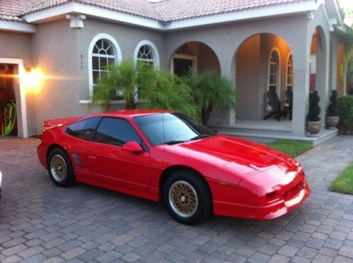 1988 fiero gt 5spd 30,000 miles flawless custom show car