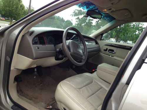 1999 Lincoln Town Car, Signature Series, image 6