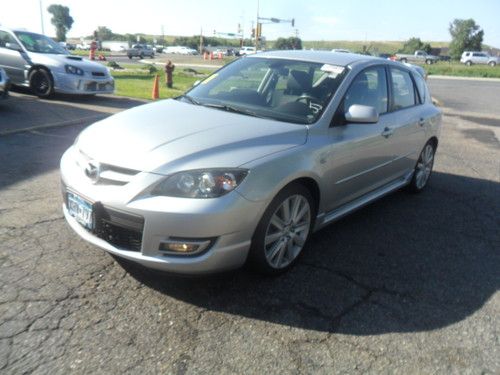 Hatchback, 2.3 liter 4cyl turbo, 6 speed, 1 owner, extra nice, warranty !!!