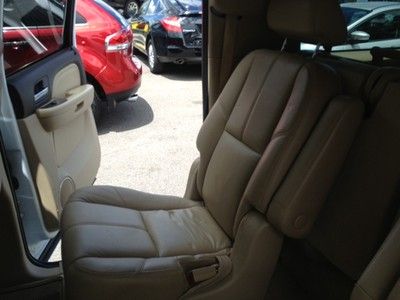 NAVIGATION REAR DVD ENTERTAINMENT 20