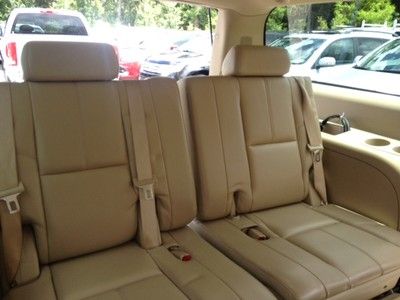 NAVIGATION REAR DVD ENTERTAINMENT 20