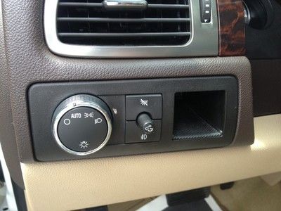 NAVIGATION REAR DVD ENTERTAINMENT 20