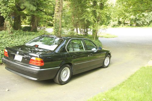 2000 bmw 740il base sedan 4-door 4.4l