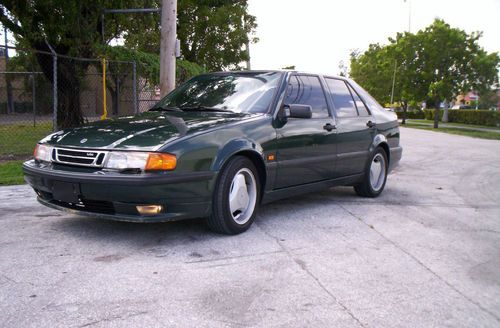 Rare saab 9000 aero (auto) 150,064 @ clock! she will need work but eng/trans gd!