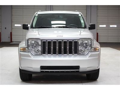 Limited SUV 3.7L CD Mirror Memory Seat Memory Rear Wheel Drive Power Steering, US $17,798.00, image 2