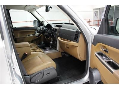 Limited SUV 3.7L CD Mirror Memory Seat Memory Rear Wheel Drive Power Steering, US $17,798.00, image 15