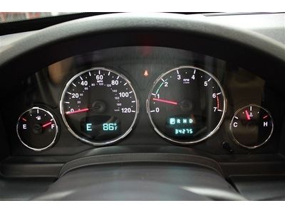 Limited SUV 3.7L CD Mirror Memory Seat Memory Rear Wheel Drive Power Steering, US $17,798.00, image 22