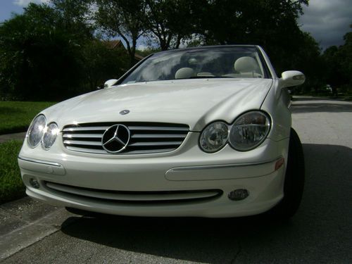 2005 mercedes clk convertible  24k miles senior owner clean carfax stunning