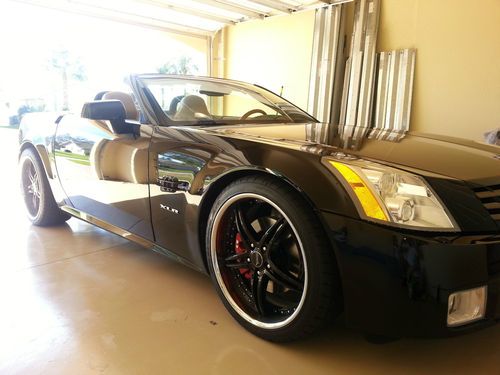 Cadillac xlr convertible roadster with 13,900 miles like new condition!!