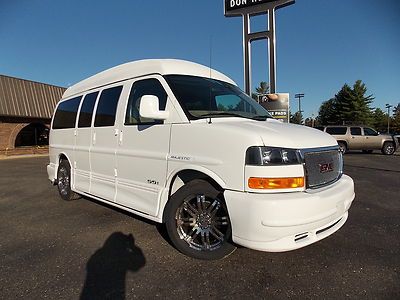 2013 gmc savana high top conversion van all wheel drive leather 26" t.v. roof