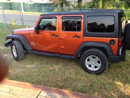 2011 jeep wrangler unlimited 4 door