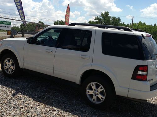 2010 ford explorer suv nice