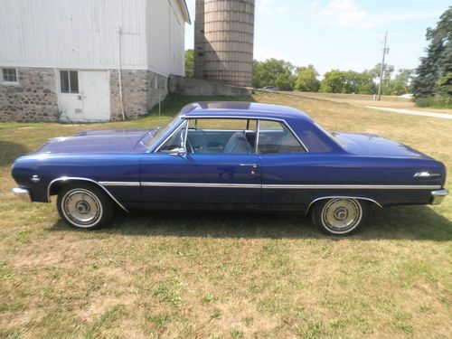 1965 chevy chevelle malibu  283 c.i.  3 speed manual