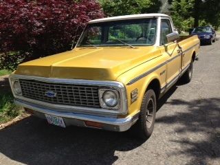 1972 chevy c-10 1/2 ton pick up