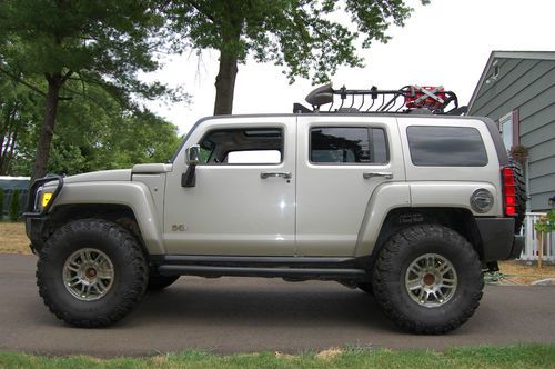 2008 hummer h3 alpha on 37s off road 4 x 4 like nothing else