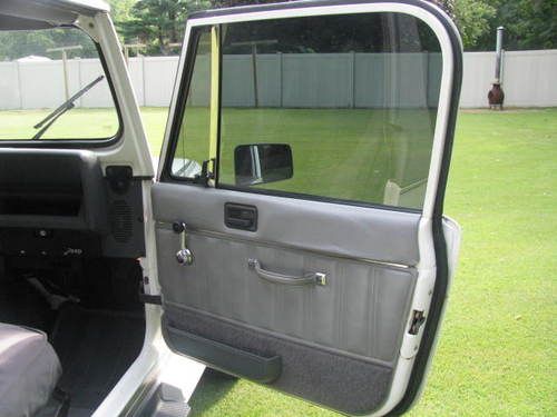 1989 Jeep Wrangler Laredo Sport Utility 2-Door 4.2L, US $5,500.00, image 14