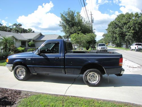 1993 ford ranger xlt standard cab pickup 2-door 2.3l