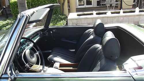 1970 MERCEDES BENZ 280SL. AUTOMATIC, TWO TOPS, LEATHER INTERIOR. SUPERB CAR!!!, image 15