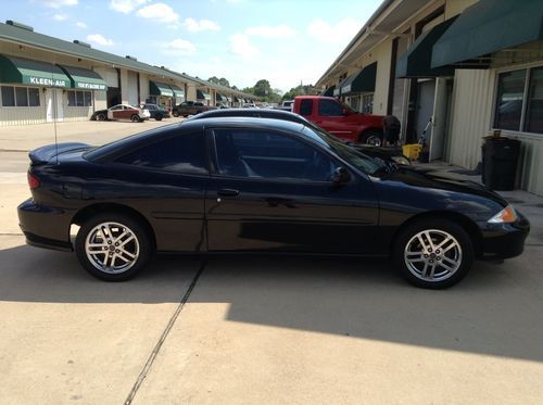 2002 chevrolet cavalier ls sport coupe 2-door 2.2l