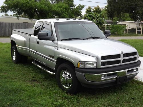 02 dodge ram 3500 dually 5.9 cummins ho 5 spd.