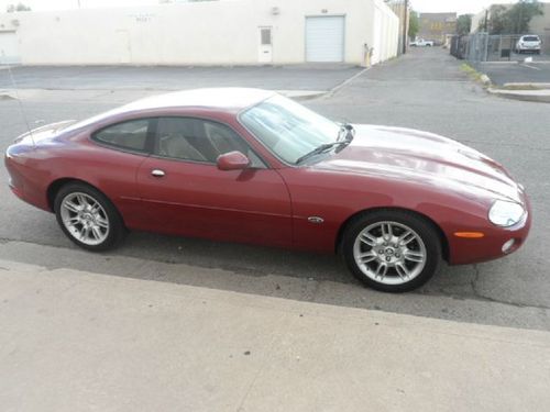 2002 jaguar xk-series xk8 2dr coupe (4.0l 8cyl 5a) wow what a sweet ride