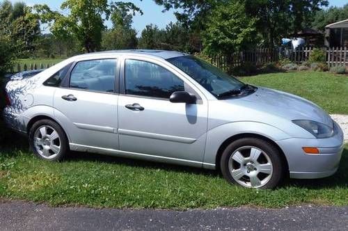 Ford focus 4 dr sedan zts, 5 speed manual, new clutch