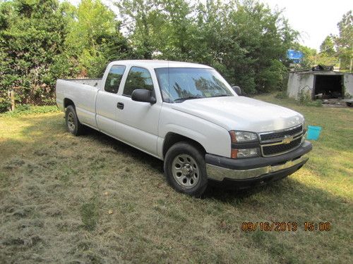 2006 chevrolet ls 1500 ext cab new white paint job