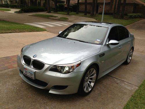 2006 bmw m5 fully loaded with every option-new tires-dealer serviced-dinan upgra