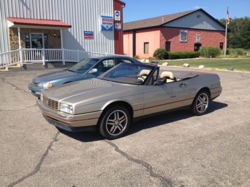 1990 Cadillac Allante Convertible 2-Door 4.5L, image 4