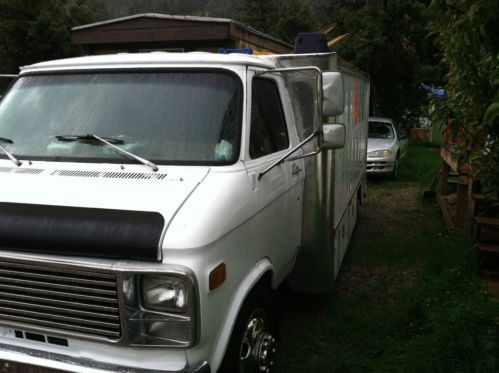 1978 GMC Duro Van, image 2