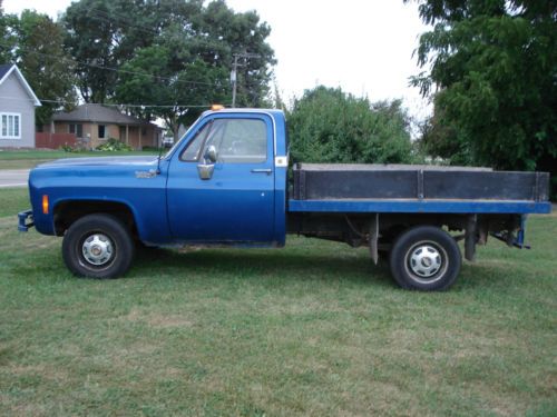 1977 chevrolet k20 4wd 350 v8, 4bl carb, 4 speed man, flat bed