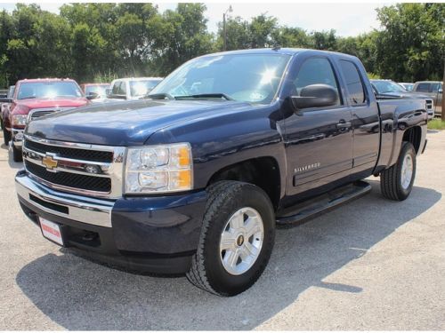 5.3l v8 lt z71 4x4 bed liner nerf bars mp3 sirius xm onstar alloy wheels