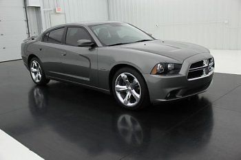 2012 r/t 5.7 v8 5k low miles uconnect clean auto check 1 owner 20 in wheels