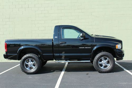 BIG BAD HEMI Truck; ONLY 4,290 MILES, Like NEW! All Factory Installed Options, image 11
