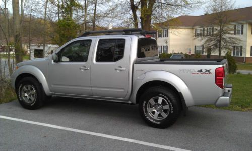 2011 nissan frontier pro-4x crew cab pickup 4-door 4.0l lifted