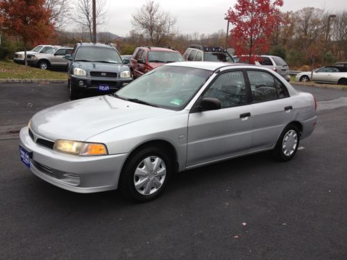 No reserve 2001 mitsubishi mirage runs great clean