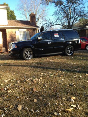 Lincoln navigator 2006 109 milage color black, 3 dvds, navigation, camera