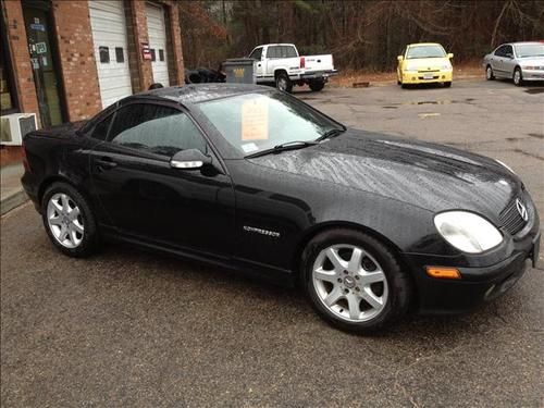 2003 mercedes-benz slk230 kompressor convertible 2-door 2.3l