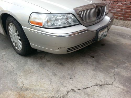 2005 Lincoln Town Car Signature Sedan 4-Door 4.6L, image 6