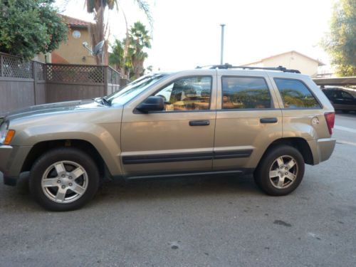 Clean 2005 jeep grand cherokee laredo 4x4 awd 4-door 3.7l khaki leather extras!