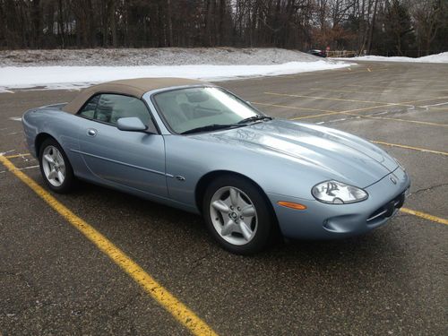 1997 jaguar xk8 base convertible 2-door 4.0l